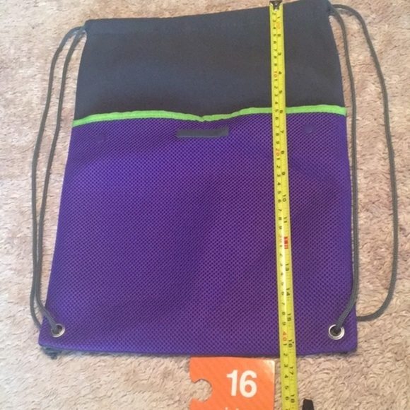 🔥4/$20 RODAN + FIELDS Drawstring Backpack - Picture 5 of 9